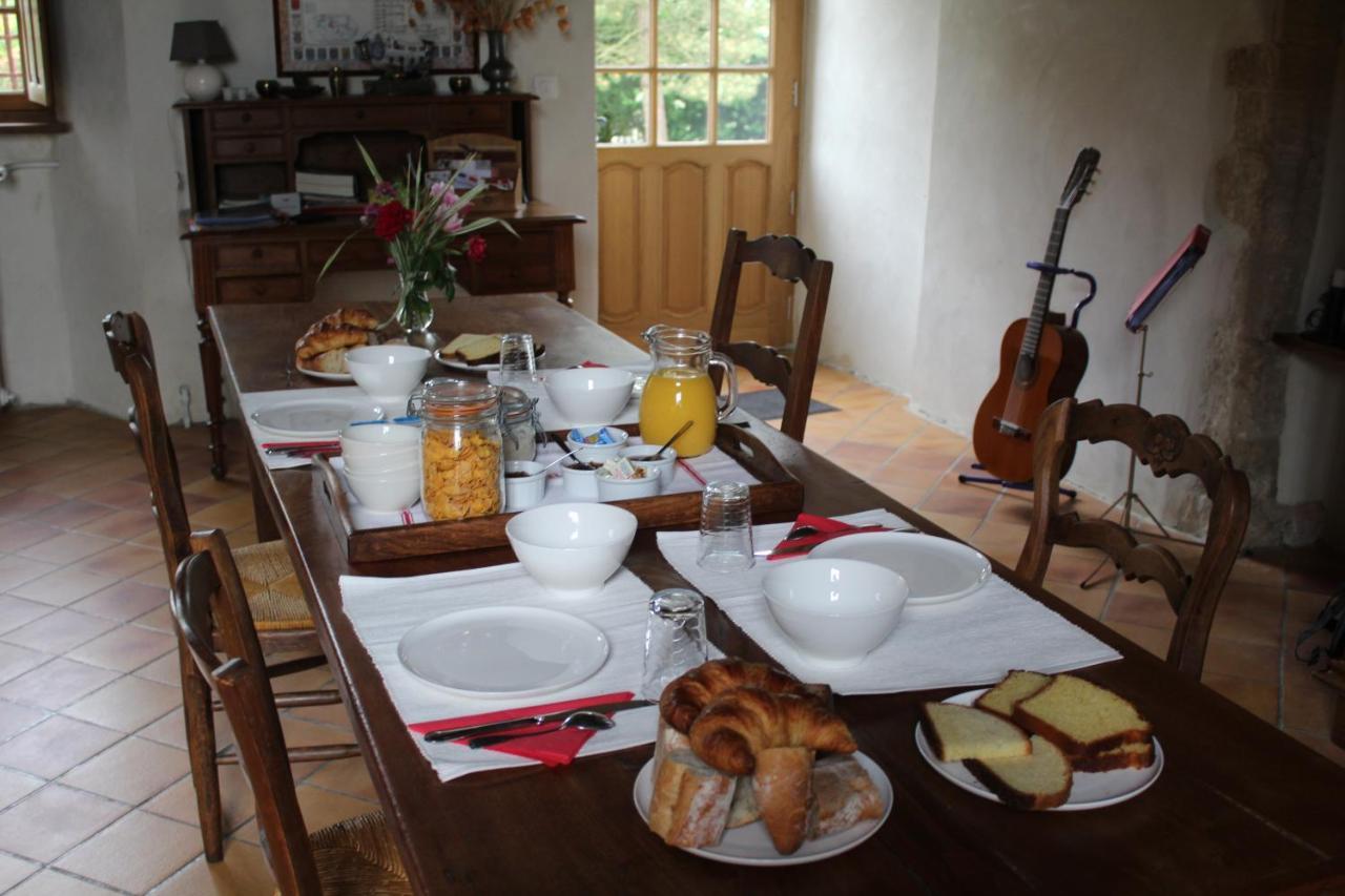 Manoir De La Ventiniere Bed & Breakfast Marchesieux ภายนอก รูปภาพ